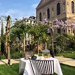 Madama Garden Retreat Hotel 4*