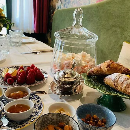 Otel Madama Garden Retreat