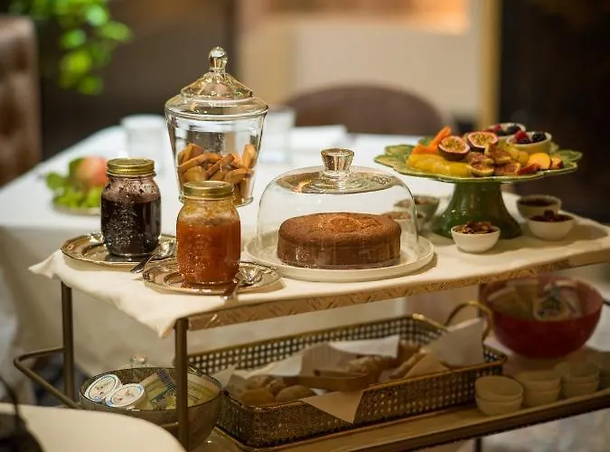 Madama Garden Retreat